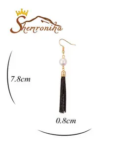 گوشواره منگوله ای نگین مروارید و زنجیری مشکی کد ۷۸۳۲