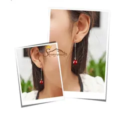 گوشواره آویزی طرح آلبالو با مروارید قرمز کد ۷۸۲۷