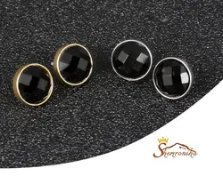 گوشواره استیل طلایی طرح دکمه ای میخی با نگین سنگ تراش خورده کد ۶۴۷۵