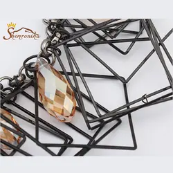 گردنبند هندی با آویز های کریستالی و مهره های چهارگوش کد ۶۵۲۲