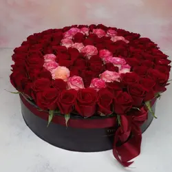 باکس گل رز مدل رستا