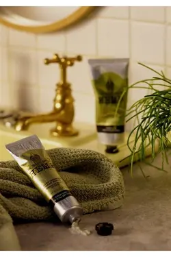 کرم محافظ دست کنفی 100 میلی لیتر بادی شاپ The body shop