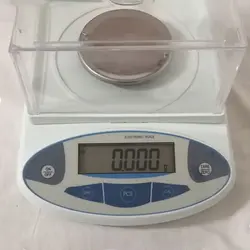 ترازو آزمایشگاهی 0.001 گرم دیجیتال
