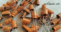 خازن دما بالا 22 میکرو فاراد 50 ولت nippon ژاپن سری gxe با تحمل دمای ۱۲۵