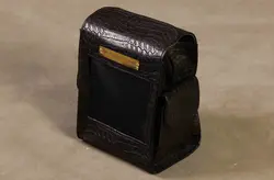 اکو شارژی مینی موج مدل نوترینو با روکش چوب بلوط و کاور چرمی