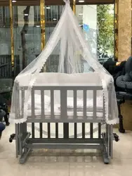 تخت وگهواره چوبی چیپولینو  طوسی رنگ جدید بغل باز شونده چیپولینو سایز 95 در 55 سانتی متر رنگ طوسی        chipolino