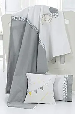 سرویس خواب مامی شاپ ترکیه نوزادی 3 تکه سفیذ طوسی سوپر لاکچری مام شاپ طرح کاروت  momishop 2020 مدل CAROT