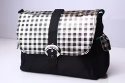 ساک لوازم نوزادی  کالن کام امریکا با زیرانداز تعویض و محفظه شیشه و فلاکس عایق دما  kalen com