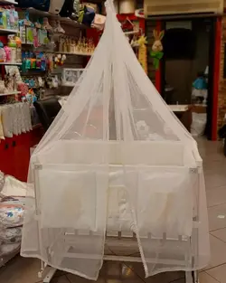 تخت گهواره شونده با تنظیم ارتفاع و درب بازشو آسانسوری  سایز کوچک 90 در 55 سانت  CHIPOLINO