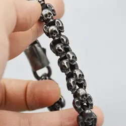 دستبند اسکلتی استیل مدل Skulls کد Njd309