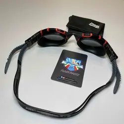 عینک شنا زاگز مدل predator flex polarized small