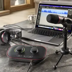 پکیج استودیویی فوکوسرایت مدل Focusrite Vocaster One Studio