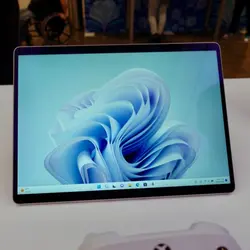 سرفیس پرو ۹ - ارتقا یافته Surface Pro 9 Core i5 / RAM 8GB / 1TB SSD