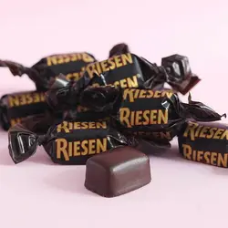 RIESEN