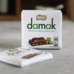 شکلات شیری داماک نستله