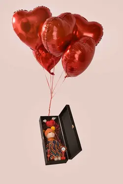 باکس هدیه عروسک نارنجی