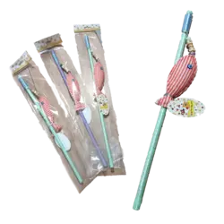 چوب بازی گربه با عروسک ماهی