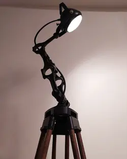 آباژور ایستاده افرانوس مدل جئولامپ
