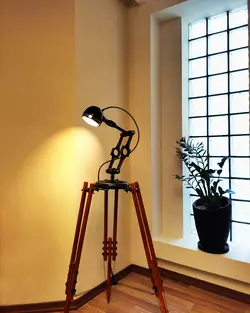 آباژور ایستاده افرانوس مدل روبو