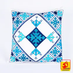 کوسن سوزن دوزی مدل گلدوچان