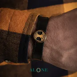 بند مچ چرم مشکی مردانه درخت زندگی | الون - فروشگاه زیورآلات و اکسسوری