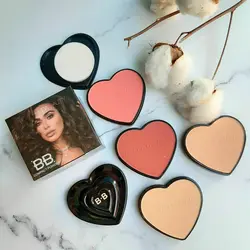 پالت رژگونه و پنکک قلبی هدی بیوتی