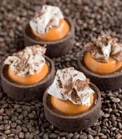 شیرینی مدرن فرانسوی