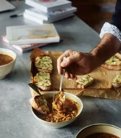 کتاب آشپزخانه آزمایشی Ottolenghi | دوره و کتاب آشپزی | آکادمی بوک سی اف