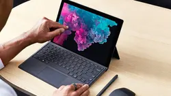 تبلت مایکروسافت مدل Microsoft Surface Pro 7 - C به همراه کیبورد Signature
