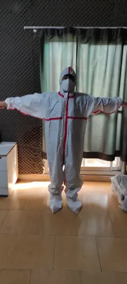 لباس_ایزوله_تنفسی_خط_قرمز