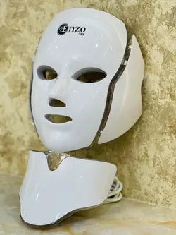 ماسک ال ای دی نقابی نور درمانی صورت برند انزو