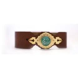 دستبند چرمی نگین عقیق سبز طرح (لبیک یا حسین)
