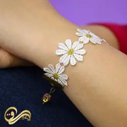 دستبند گل بهاری