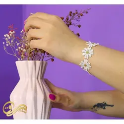 دستبند گل بهاری