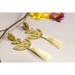 گوشواره ریش دار نیم دایره