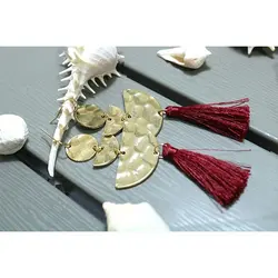 گوشواره ریش دار نیم دایره