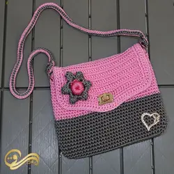 کیف دستی قلاب بافی گلدار صورتی