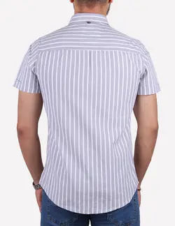 پیراهن مردانه آستین کوتاه راه راه یقه دو رنگ طوسی سفید