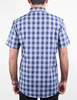 پيراهن مردانه آستين کوتاه چهارخانه شطرنجي قواره دار آبی طوسی