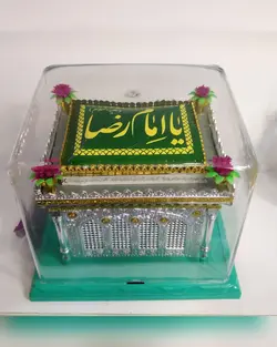ماکت چراغ دار ضریح مطهر امام رضا علیه السلام