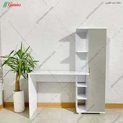 میز تحریر مهبد