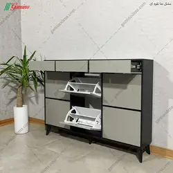 جاکفشی شش در، سه کشو و داشبوردی شایان