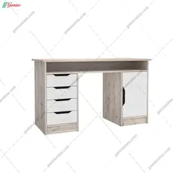 میز تحریر توماج