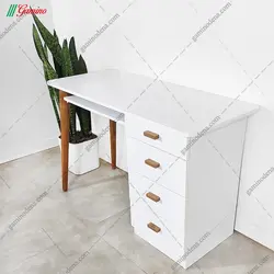 میز تحریر توسکا
