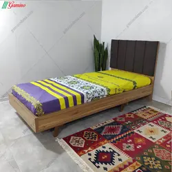 تخت خواب یک نفره پایه‌دار هرمس