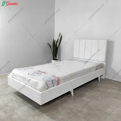 تخت خواب یک نفره پایه‌دار هرمس