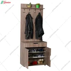 جاکفشی و جالباسی کیانا