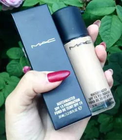 کرم پودر مک مچمستر ۱۵ SPF MACدر شیش شماره - فروشگاه اینترنتی قاسمی شاپ