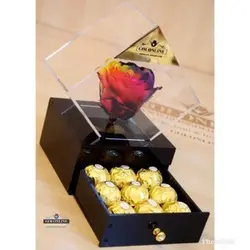 باکس تندیسی جاودان با شکلات