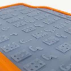 لوح برجسته حروف بریل فارسی و انگلیسی (دو زبانه)